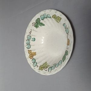 Vernon Ware Metlox Pottery California Vineyard Grape Cereal Bowl